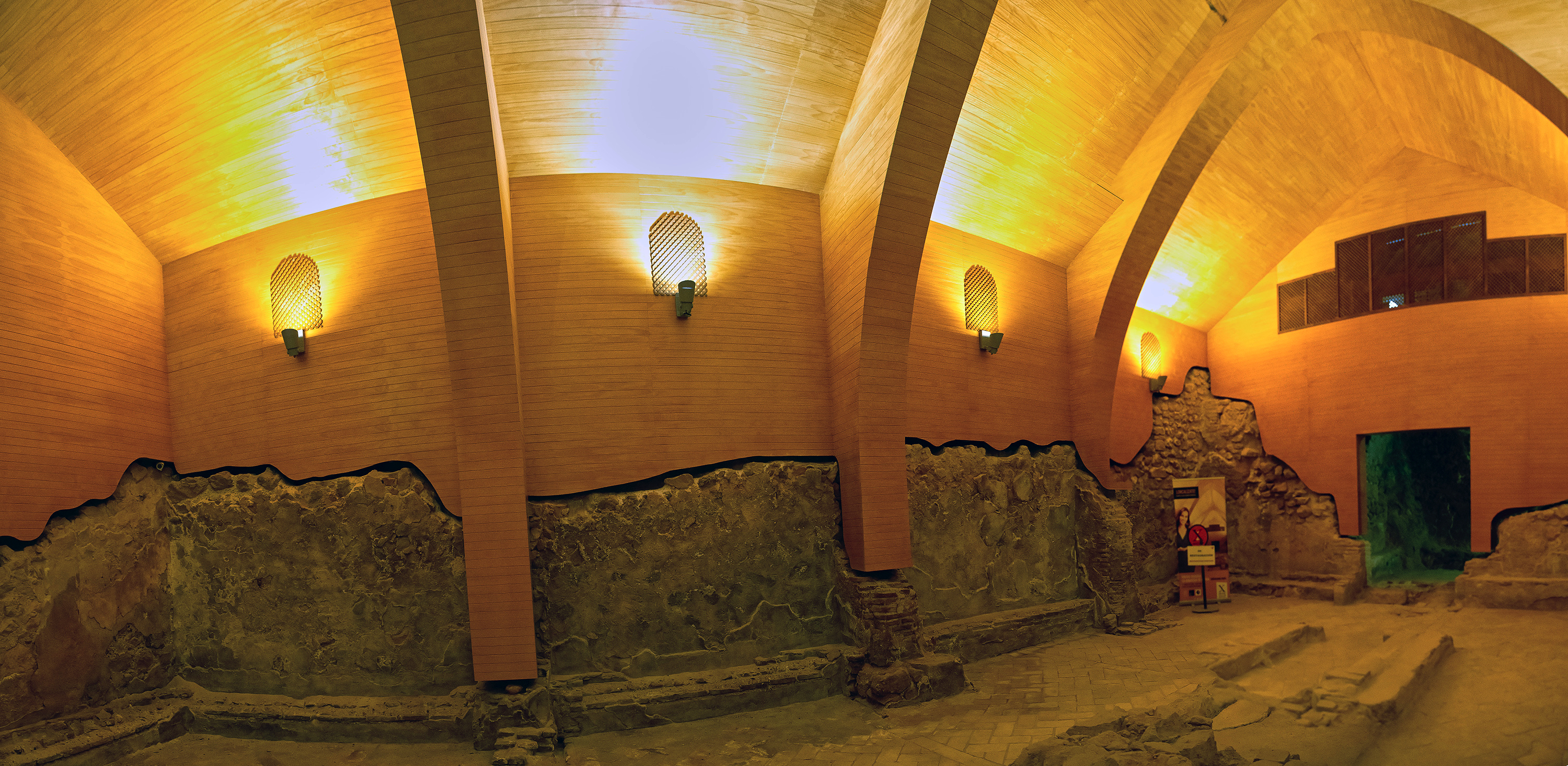 Citadelle de Lorca - Des vestiges ont mis en lumière le quartier juif et particulièrement ce qui était la synagogue